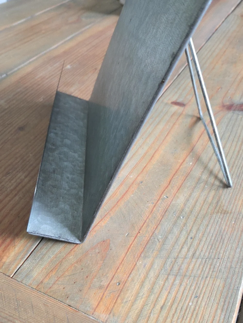 Rustic Industrial Farmhouse Style Metal Recipe Cookbook Stand Holder, LNWOT